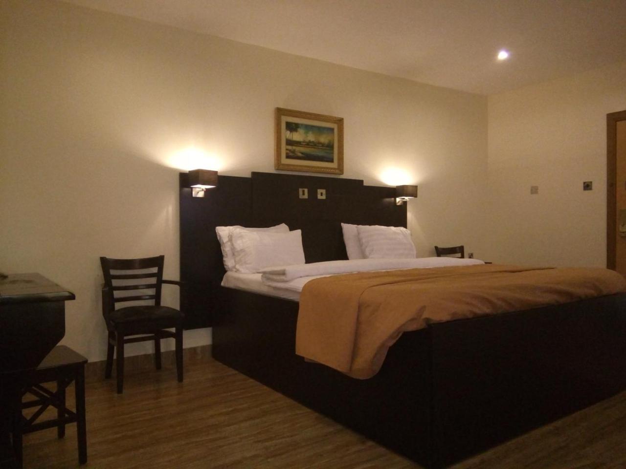 Eden Crest Hotel & Resort Enugu Bagian luar foto